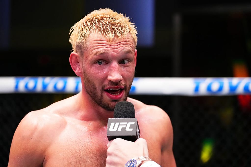 Reinier de Ridder giving his post-fight speech after beating Kevin Holland.